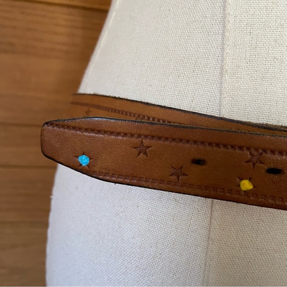 Vintage star tooled leather belt - Picture 3 of 5